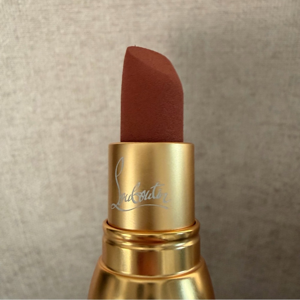 Christian Louboutin Matte Lipstick Pendant with Ribbon - Shade Milky Light 342M - Picture 6 of 16